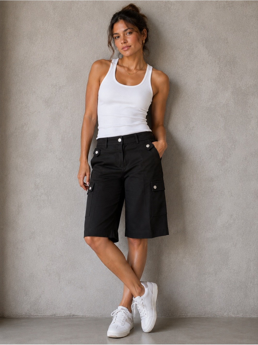 St. John Sport Black Bermuda Shorts Size 10 Luxe Minimalist Cargo Designer